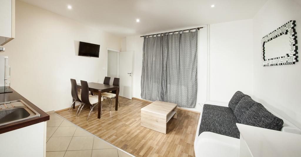 Apartments Kopecna With Parking Μπρνο Εξωτερικό φωτογραφία