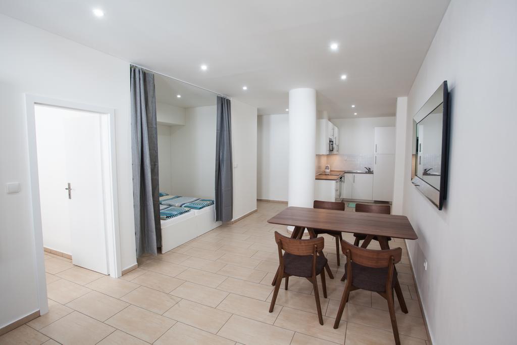 Apartments Kopecna With Parking Μπρνο Εξωτερικό φωτογραφία