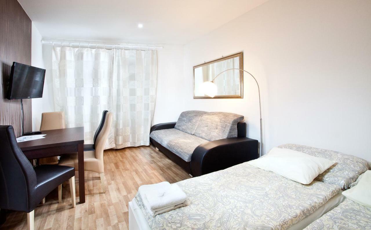 Apartments Kopecna With Parking Μπρνο Εξωτερικό φωτογραφία
