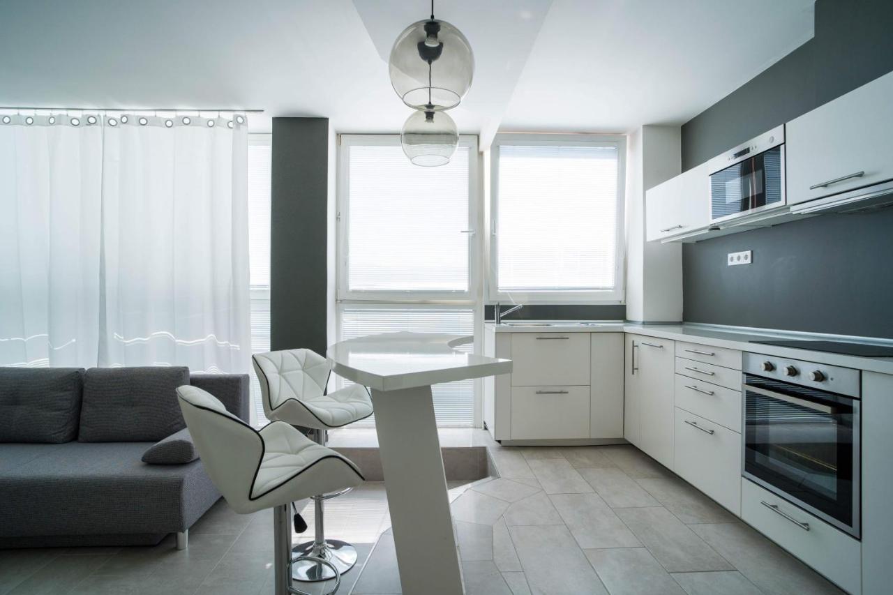 Apartments Kopecna With Parking Μπρνο Εξωτερικό φωτογραφία