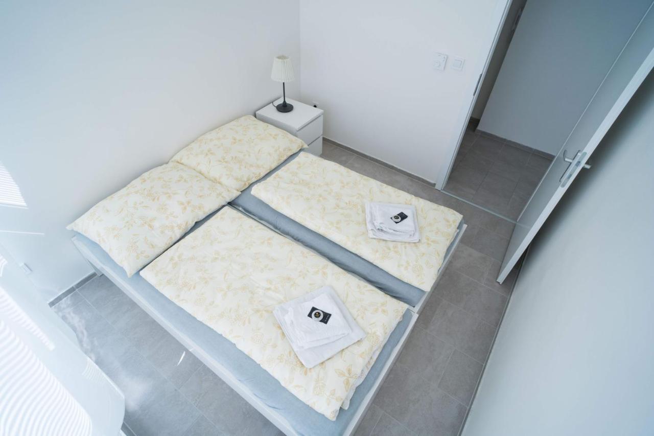 Apartments Kopecna With Parking Μπρνο Εξωτερικό φωτογραφία