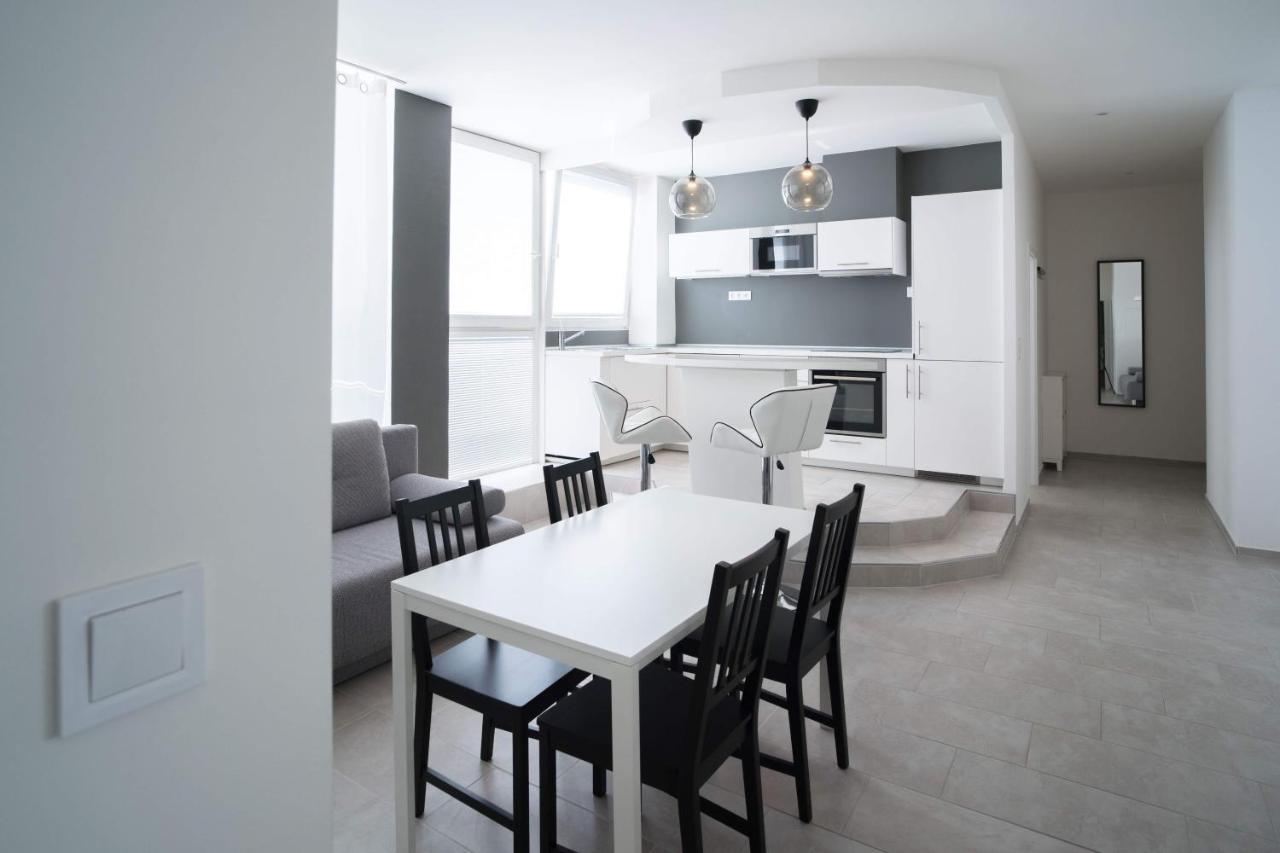 Apartments Kopecna With Parking Μπρνο Εξωτερικό φωτογραφία